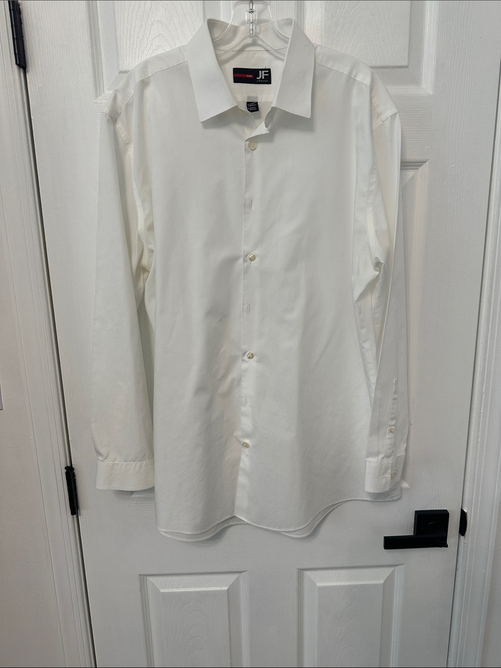 jf j.ferrar Men's White Long-Sleeve Dress Shirt